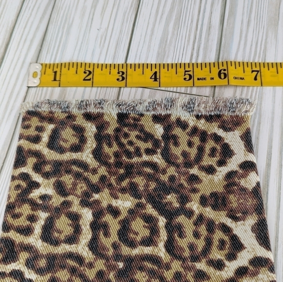 Adika Pia Straight Fit High Rise Jeans in Animal Print & Fringe Hem Sz L/30 NWT - Picture 9 of 11